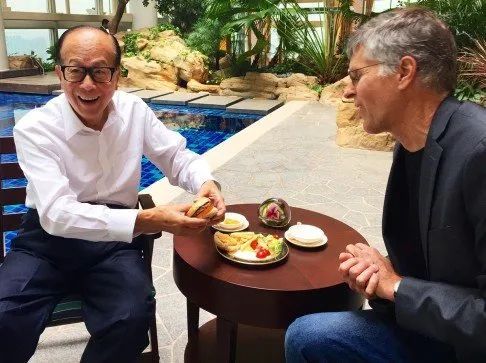 IPO参考：李嘉诚打折卖房两兄弟12秒盗走1.8亿元