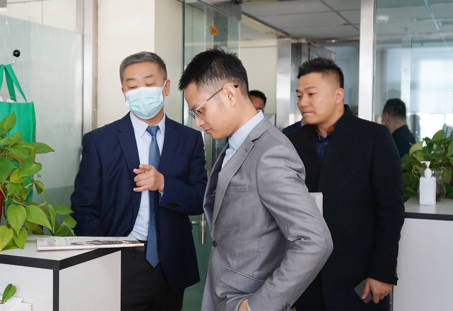 元隆雅图与天安门旅游服务集团签署战略合作协议