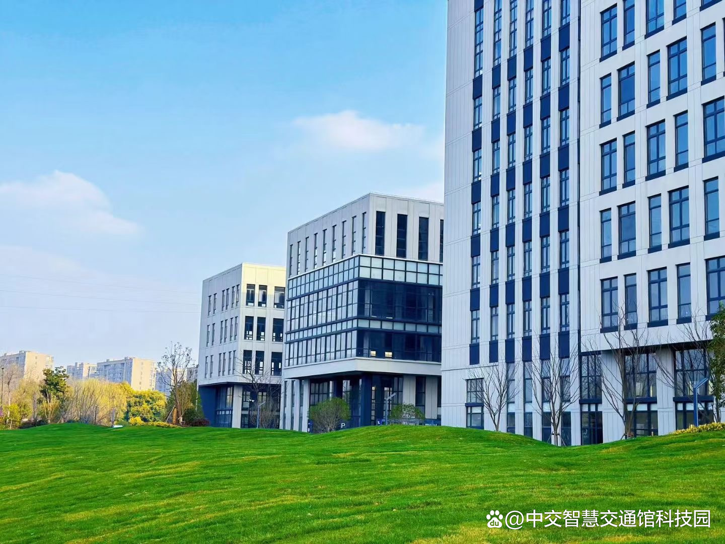 智慧交通标准化试点项目推出