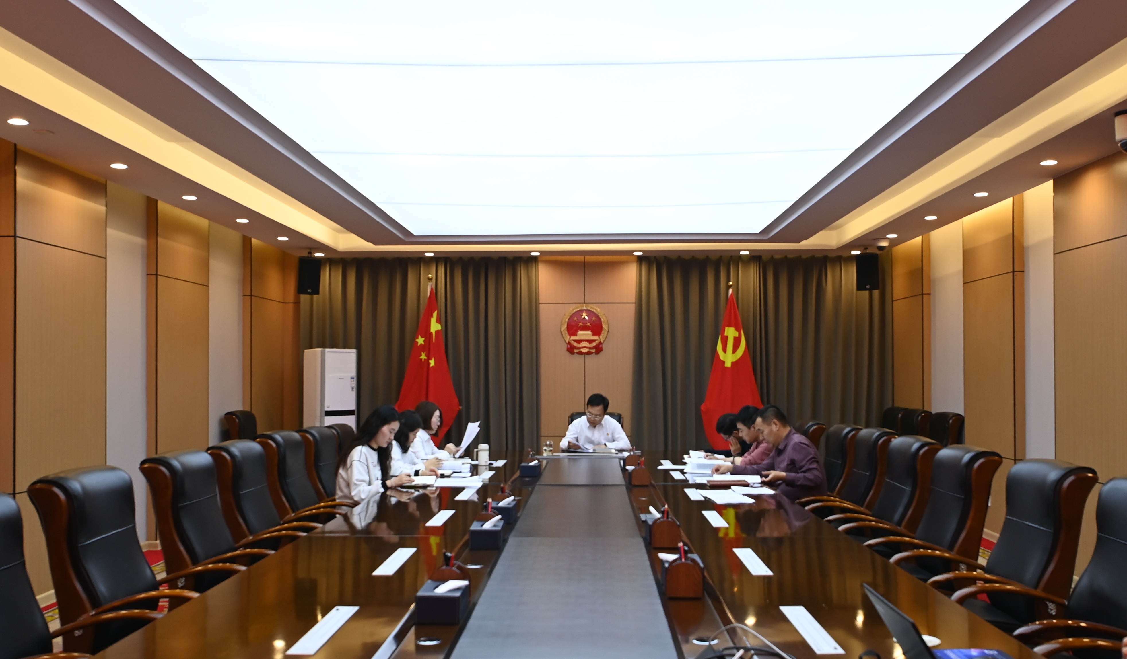 商务部部署开展深入贯彻中央八项规定精神学习教育工作