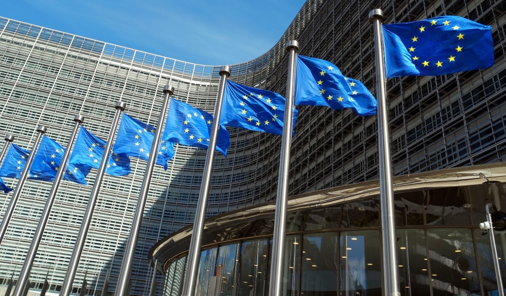 智利总统对美国加征关税表示遗憾