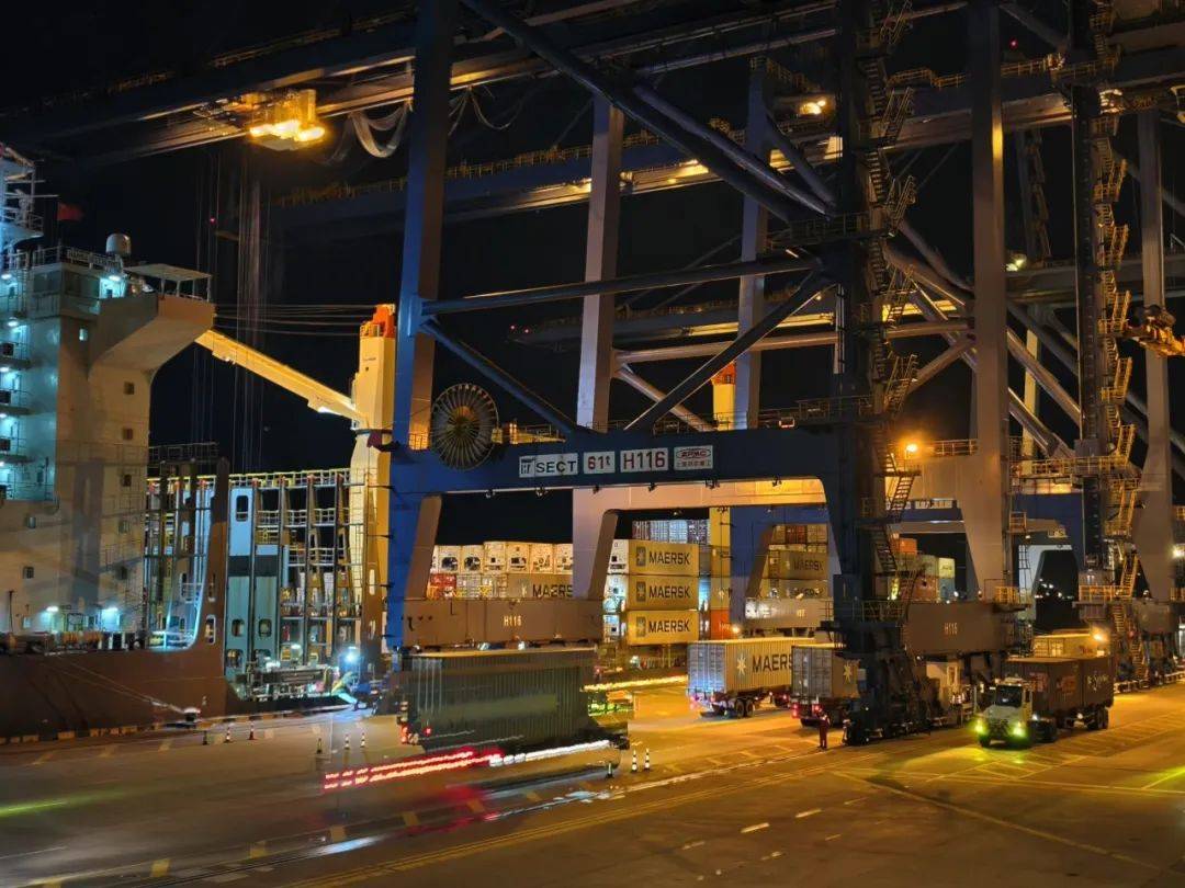 Transnet德班多用途码头成功处理超20万标箱货物