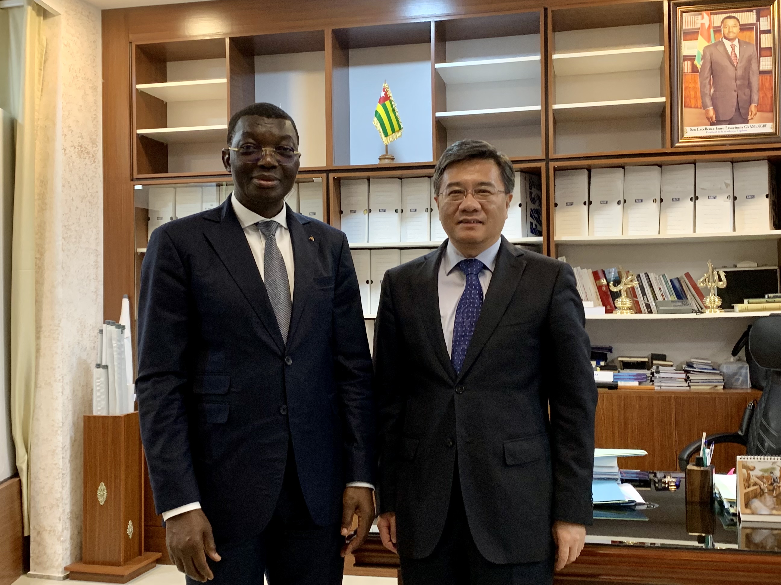 驻多哥大使巢卫东出席赴华参访人员交流会