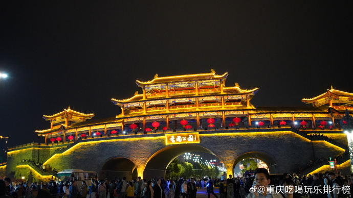 行业复苏难挽业绩颓势，云南旅游三季报扣非净利续亏超1.3亿，核心旅游文化科技板块业绩疲软