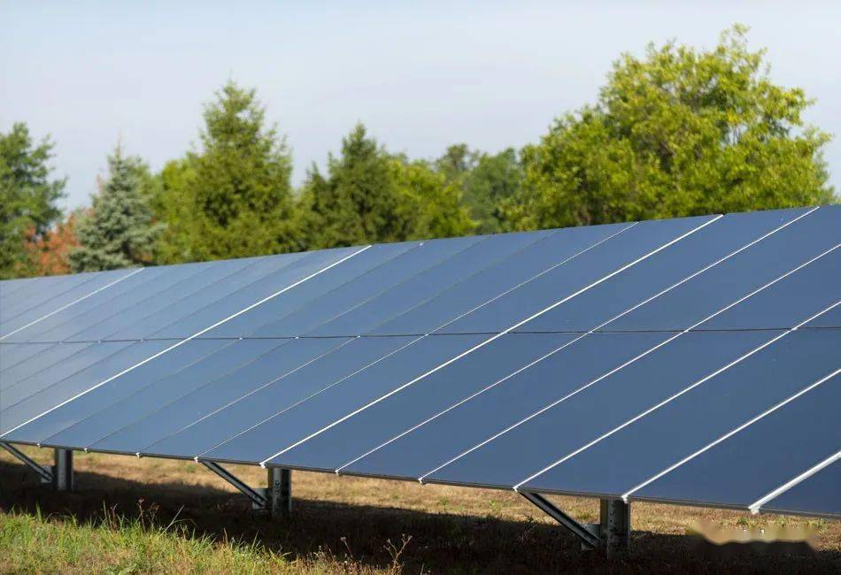 中信证券：空间算力星座能源功耗巨大，砷化镓、钙钛矿等太阳能电池片市场空间广阔