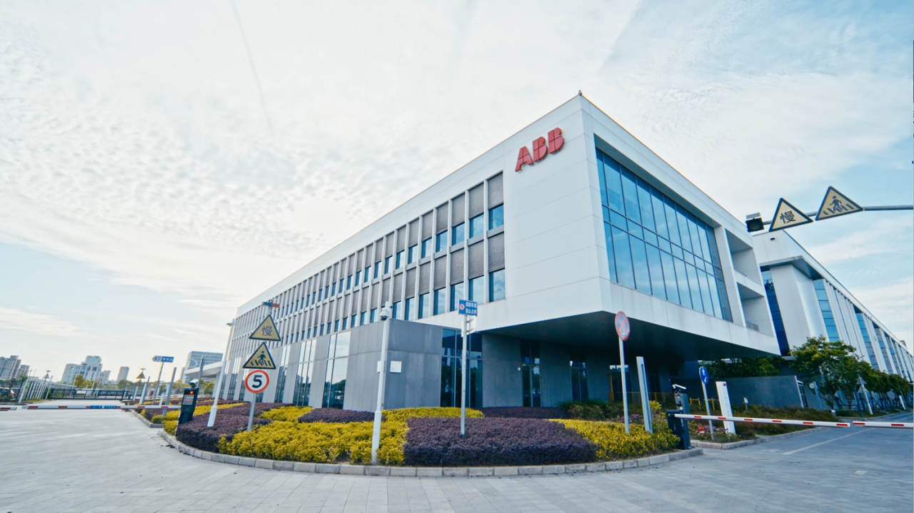 戴盟机器人再获亿元级战略投资