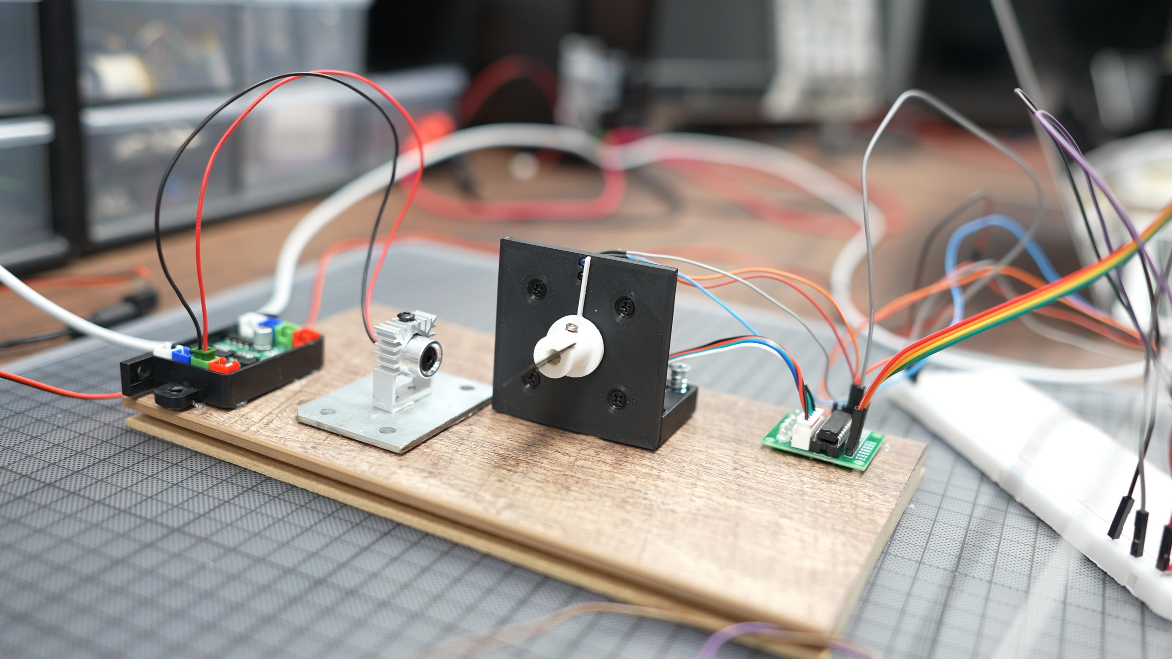 超微型调制器实现高精度激光操控