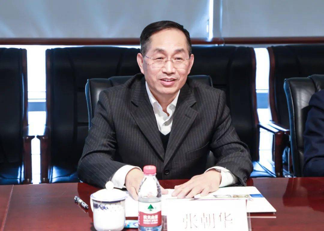 中国一汽与国家市场监督管理总局认证认可技术研究中心签署战略合作协议