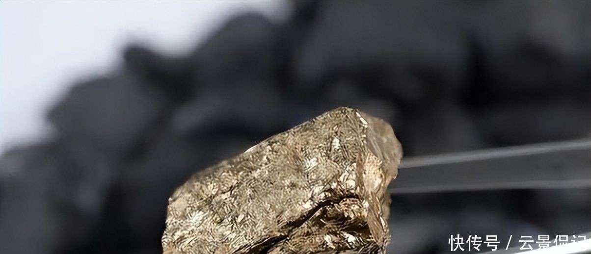 嘉实财富副总经理邝霞：投资者需多元资产配置，黄金、铜、稀土等商品配置价值凸显