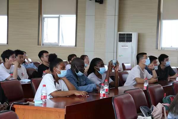 利比里亚公务员事务局推出“授权采购书”自动化平台，以生物识别技术革新政府福利发放