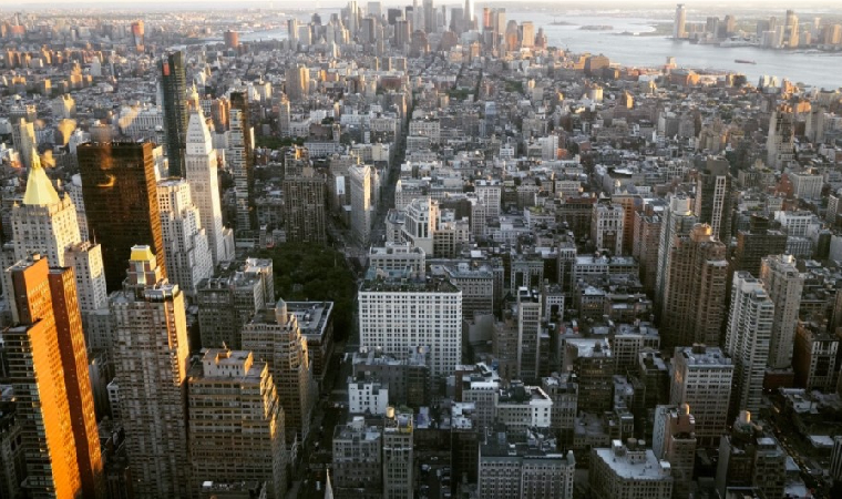 国际汇款与出口增长推动乌兹别克斯坦本币升值