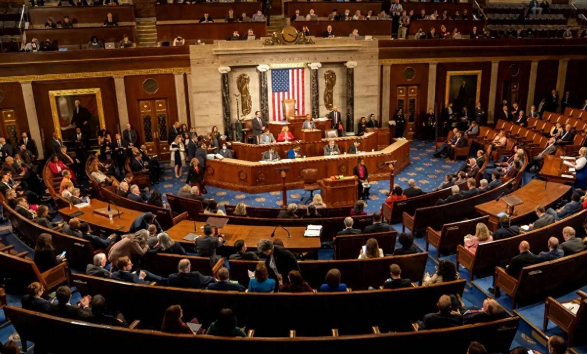 特朗普为美企进军委内瑞拉“吹号”：准备好“为美国赚钱”