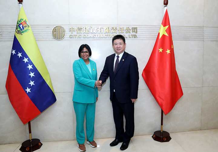 委代总统罗德里格斯与多国领导人通电话