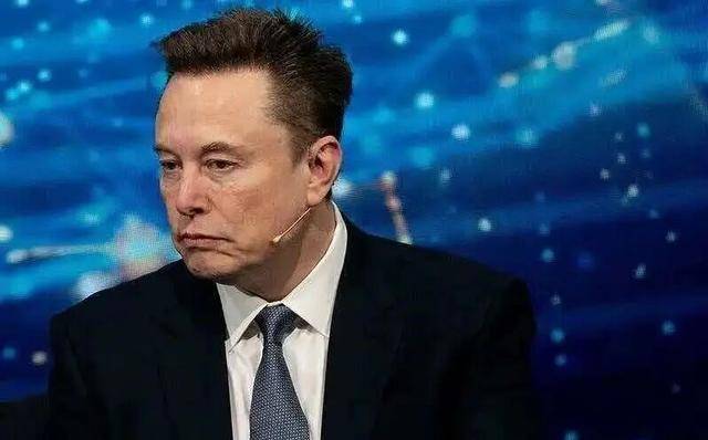 AI聊天机器人涉生成不良图像争议 马斯克回应：不知情