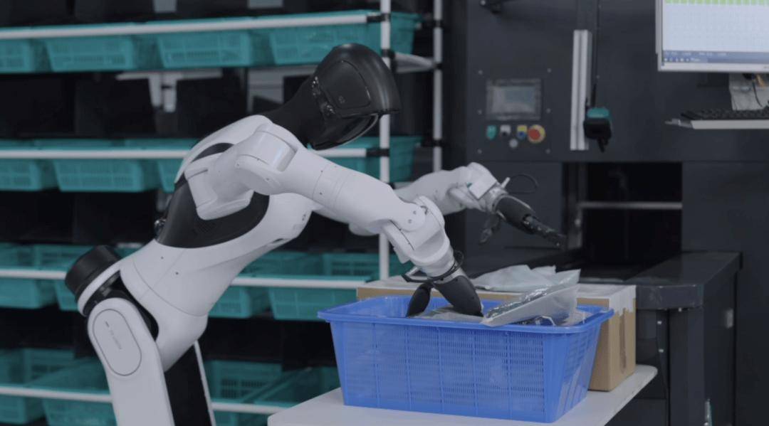 匈牙利政府及企业家代表团到访天奇股份 考察具身智能机器人工业应用