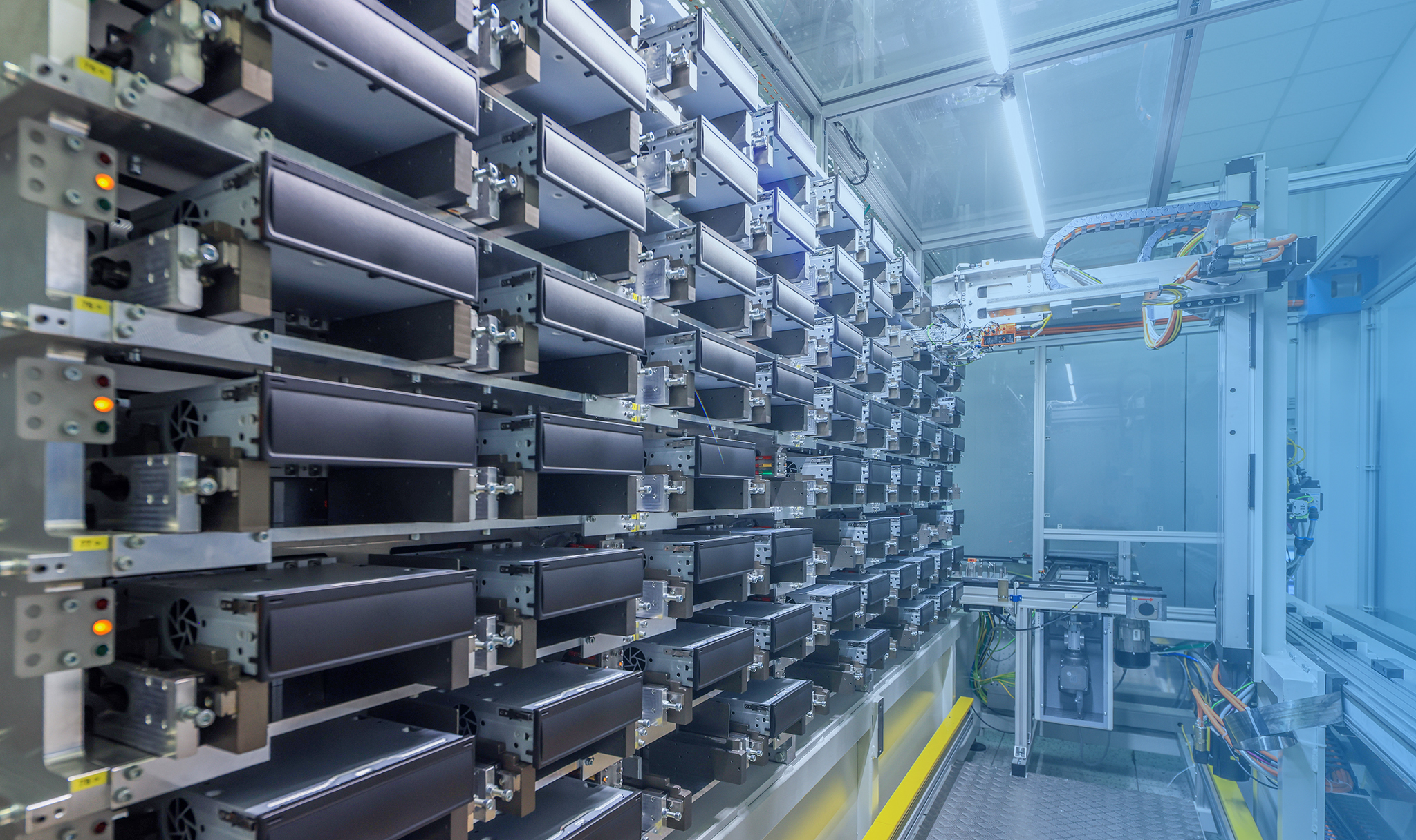 均胜电子:2025年净利润同比预增约40.56%