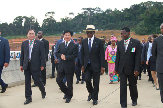 孙勇大使出席几内亚中资企业商会第三次会员大会