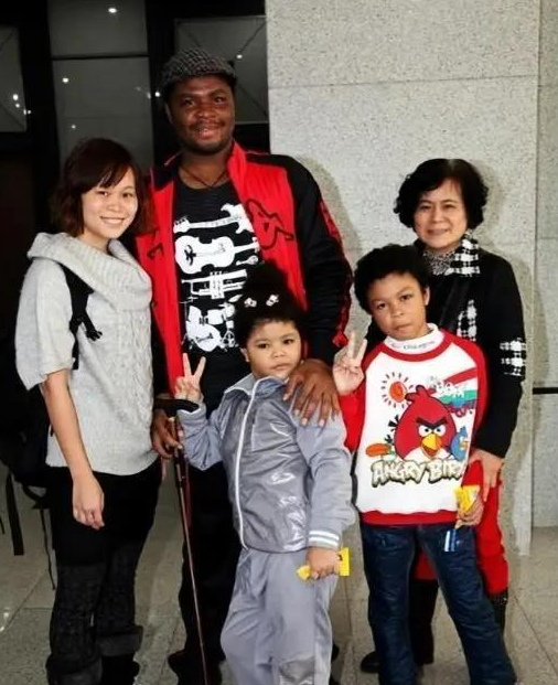 加纳国债发行激增收益攀升