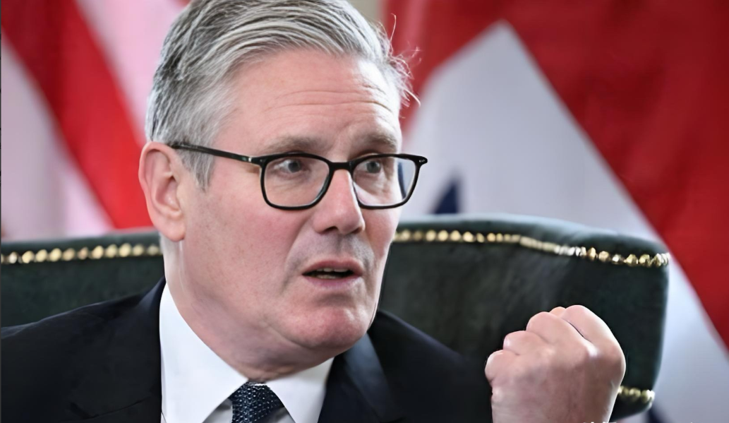 面临舆论压力 斯塔默表示将继续担任英国首相