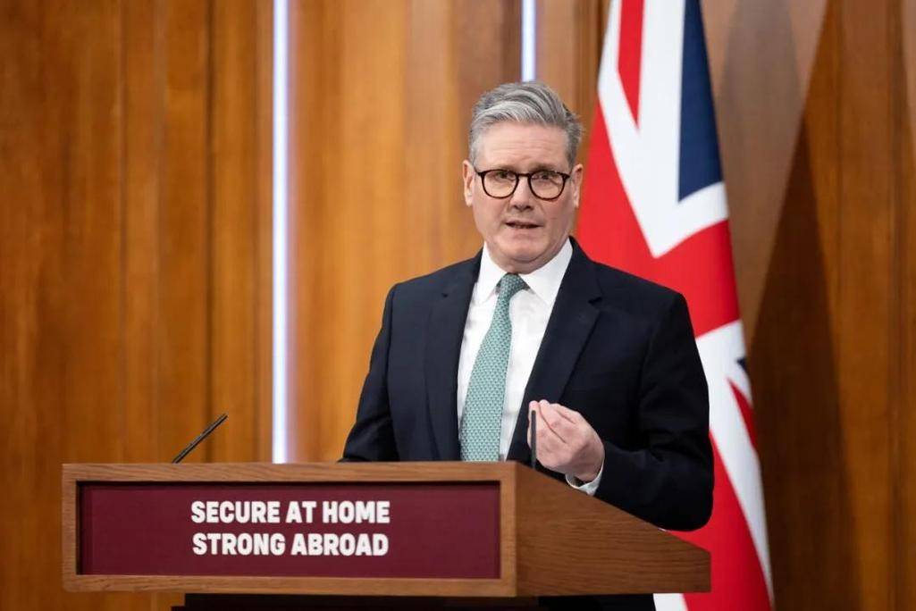 面临舆论压力 斯塔默表示将继续担任英国首相