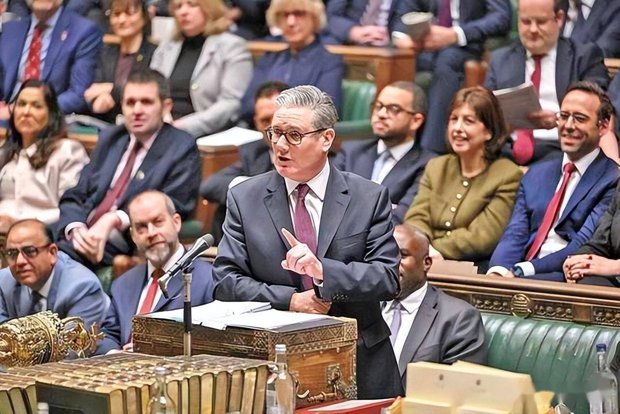 面临舆论压力 斯塔默表示将继续担任英国首相