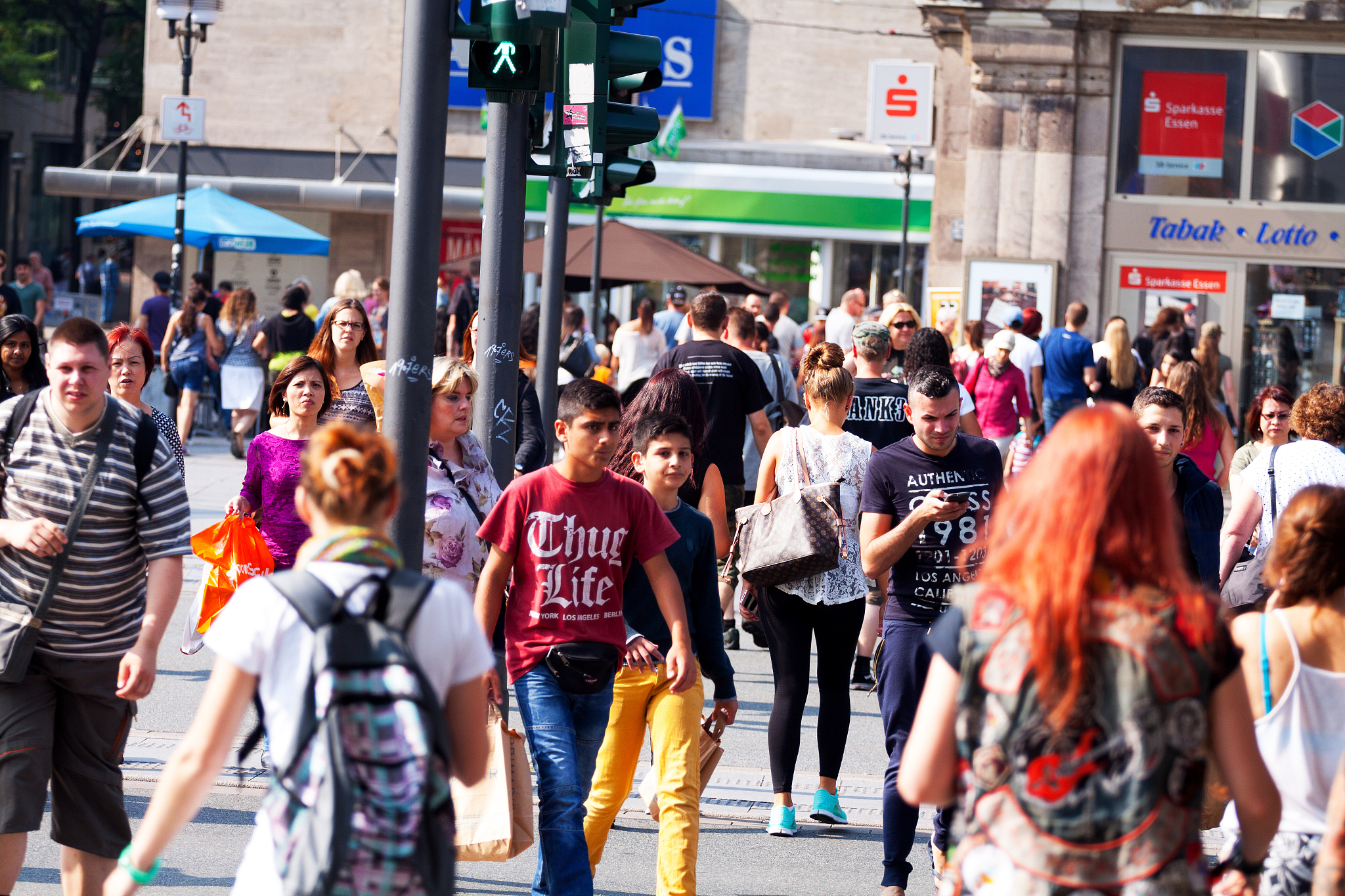 英国负电价时长增加为电池储能业创造机遇