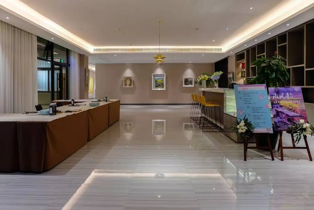 宝龙实业旗下四只债券停牌：为推动落实“现金提前偿付安排”