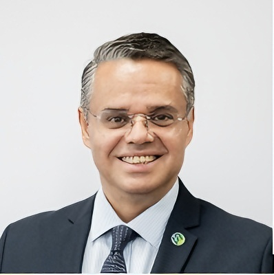 新华基金困局：19年元老离任、管理层洗牌，规模缩水超三成