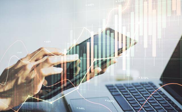 新华基金困局：19年元老离任、管理层洗牌，规模缩水超三成