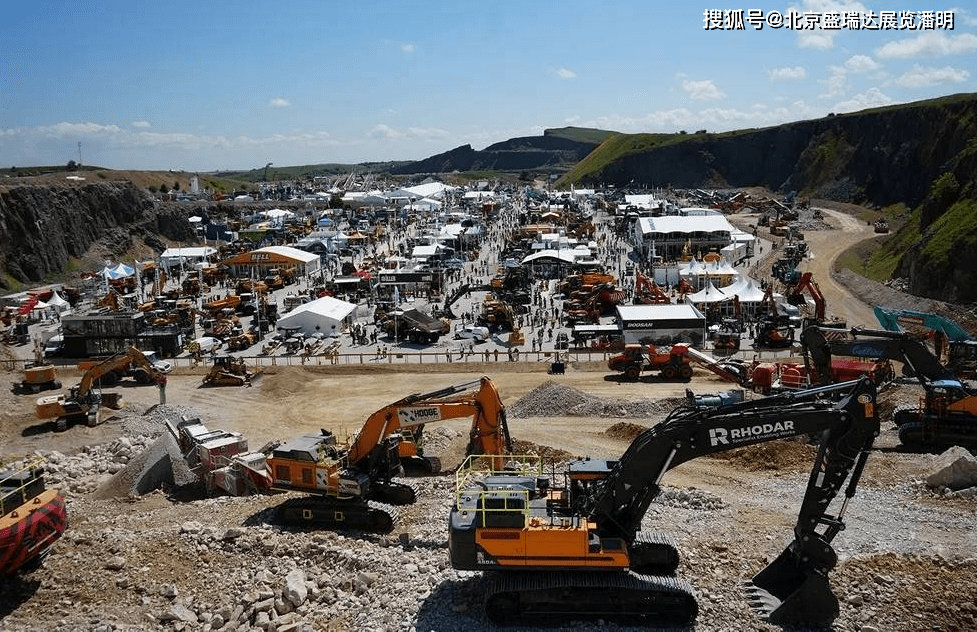 阿尔及利亚总统督导战略矿业项目投产